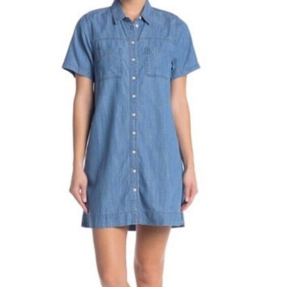 Madewell Dresses & Skirts - Madewell Denim Button Down Mini Dress Large